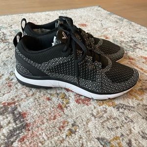 vionic sierra active sneaker